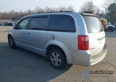 2010 Dodge Grand Caravan Sxt z USA, uszkodzony, nr VIN 2D4RN5D16AR409395